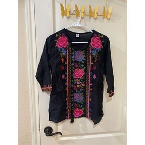 RAJ Embroidered Floral Blouse